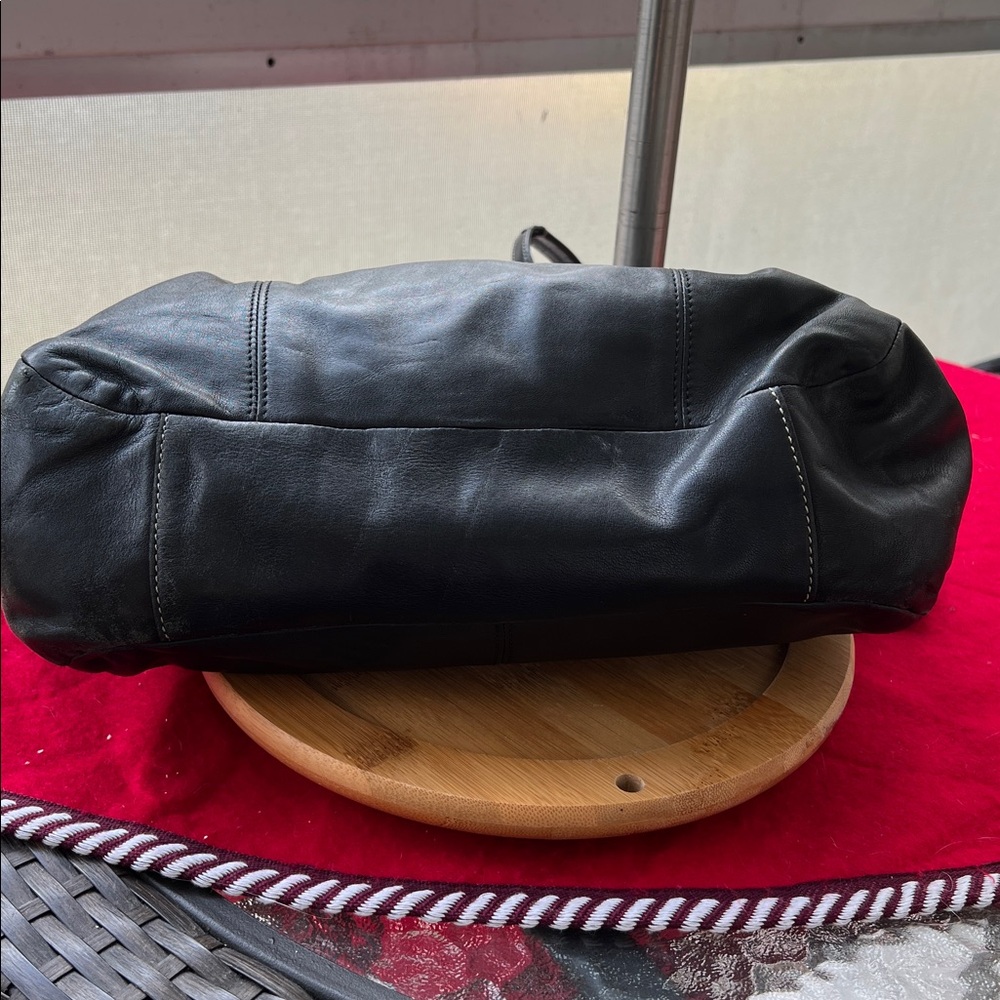 ❌ ❌ SOLD ❌❌Coach Black Leather Shoulder Bag F15147 - Picture 7 of 12